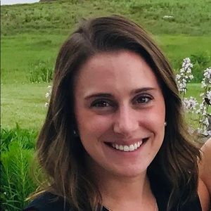 Meet your Posher, Lauren